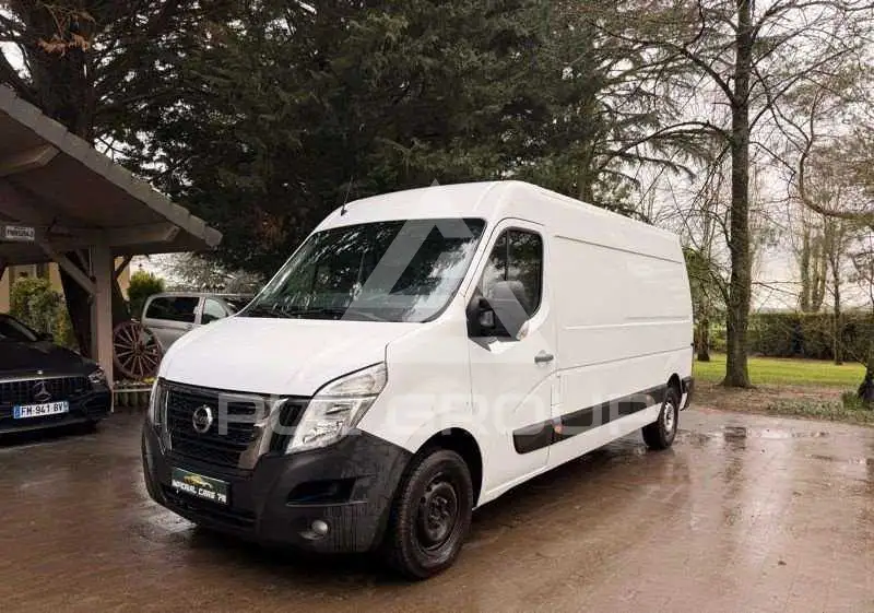 2019 Nissan NV 400