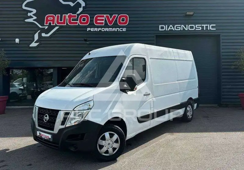2019 Nissan NV 400