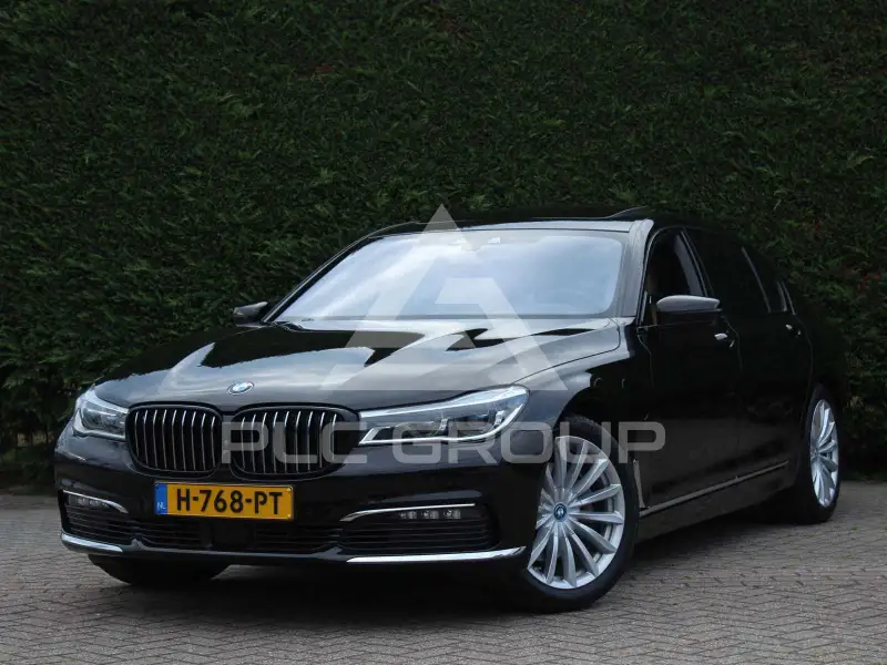 2019 BMW 740