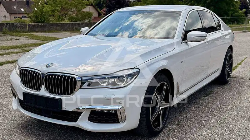 2019 BMW 740