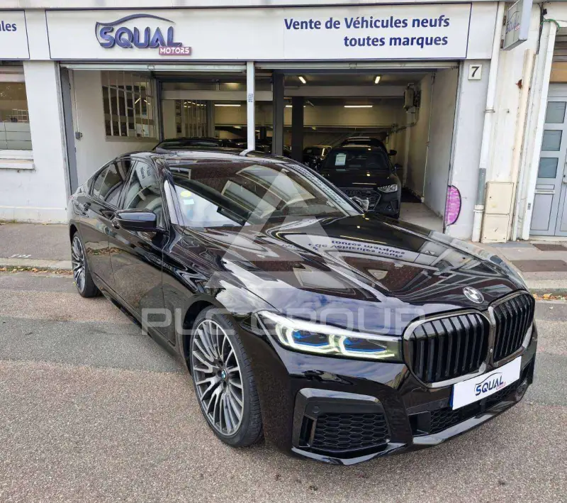 2019 BMW 740