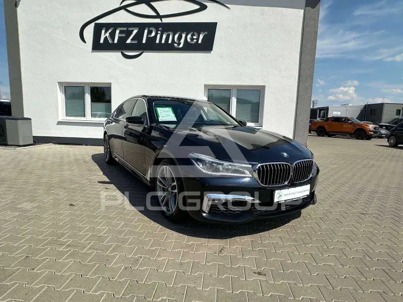 2019 BMW 740