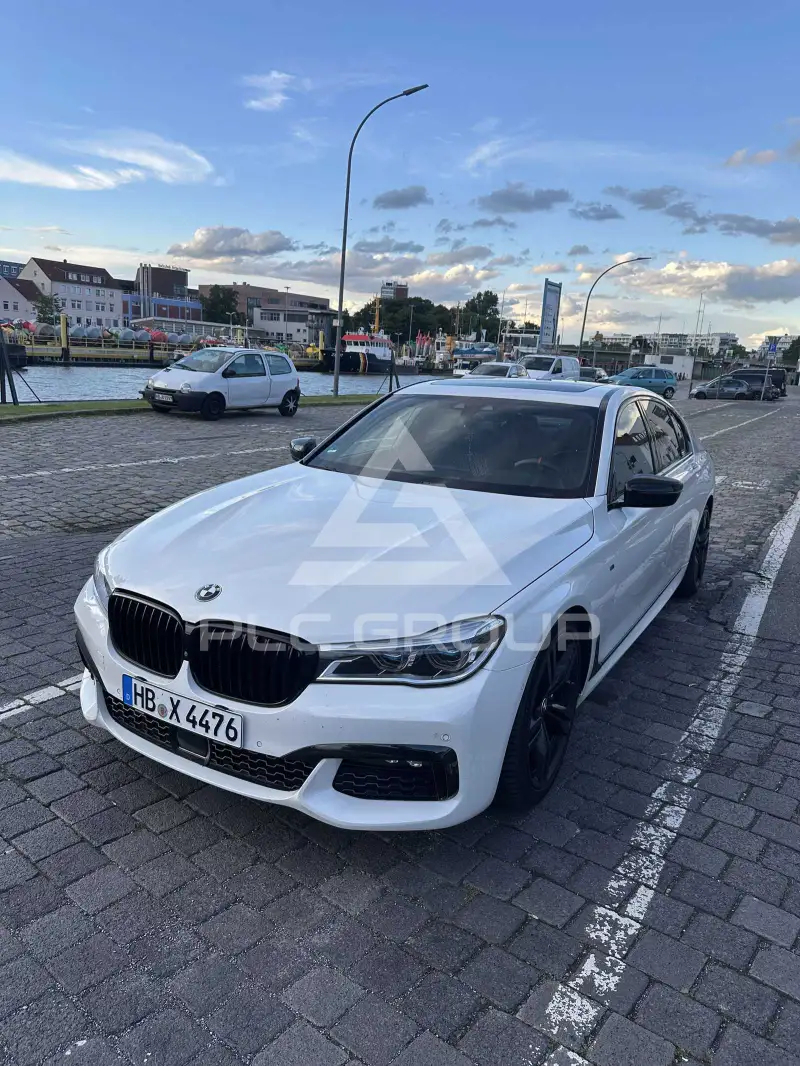 2019 BMW 740