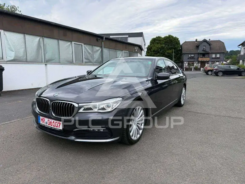 2019 BMW 740