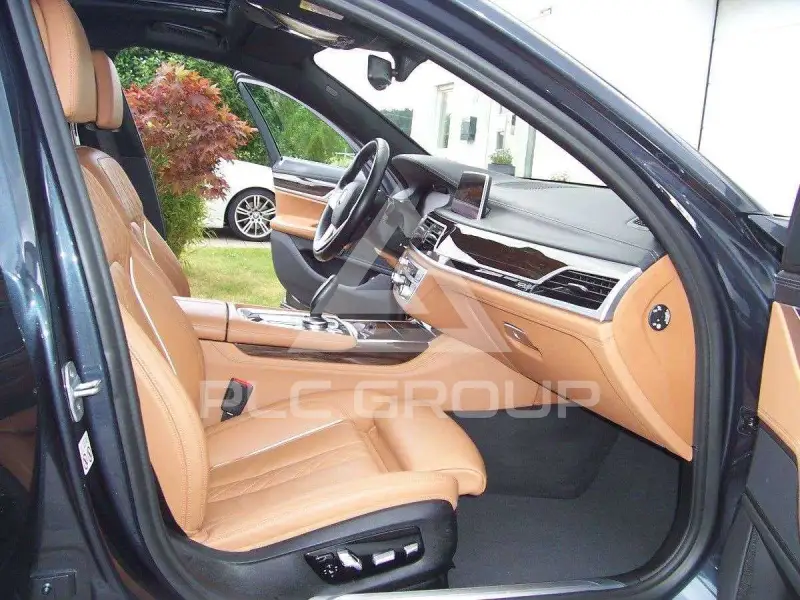 2019 BMW 740