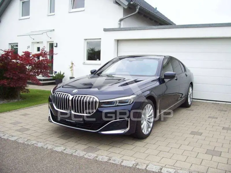 2019 BMW 750