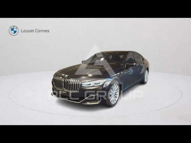 2019 BMW 750