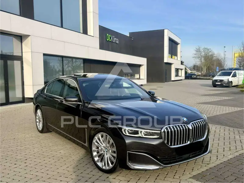 2019 BMW 750