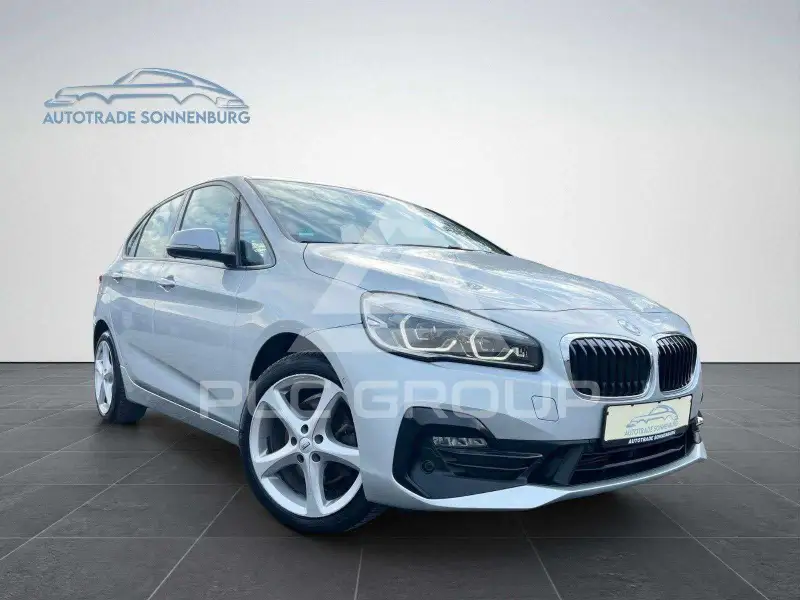 2019 BMW 220