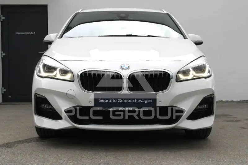 2019 BMW 220
