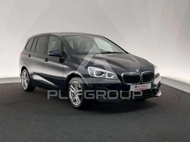 2019 BMW 220
