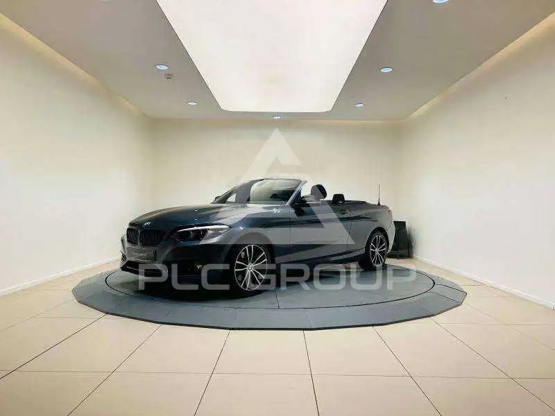 2019 BMW 220