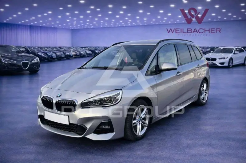 2019 BMW 220