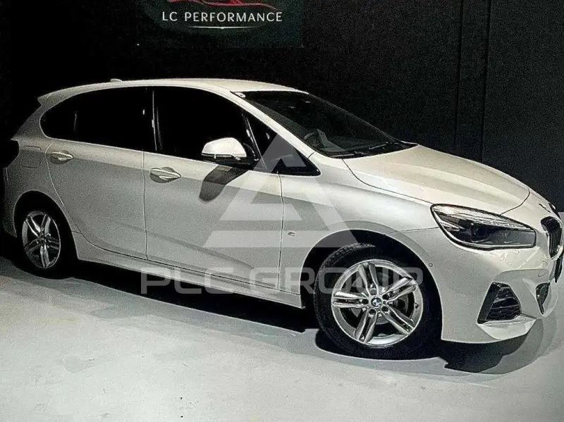 2019 BMW 216
