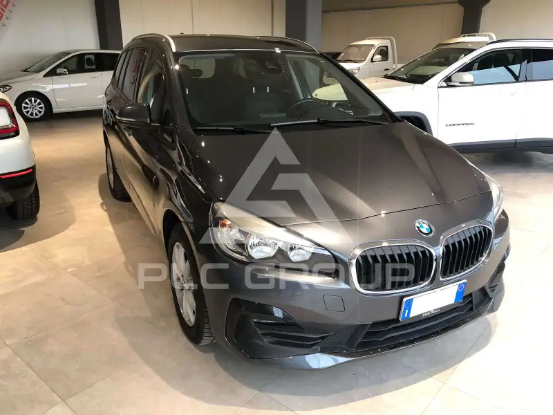 2019 BMW 216