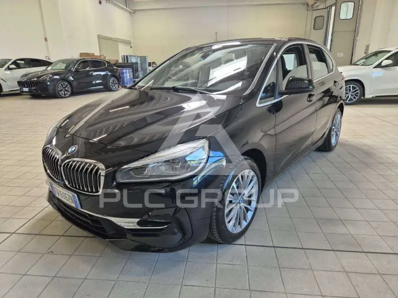 2019 BMW 216