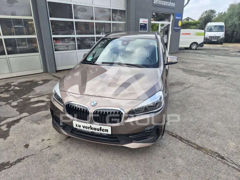 2019 BMW 216