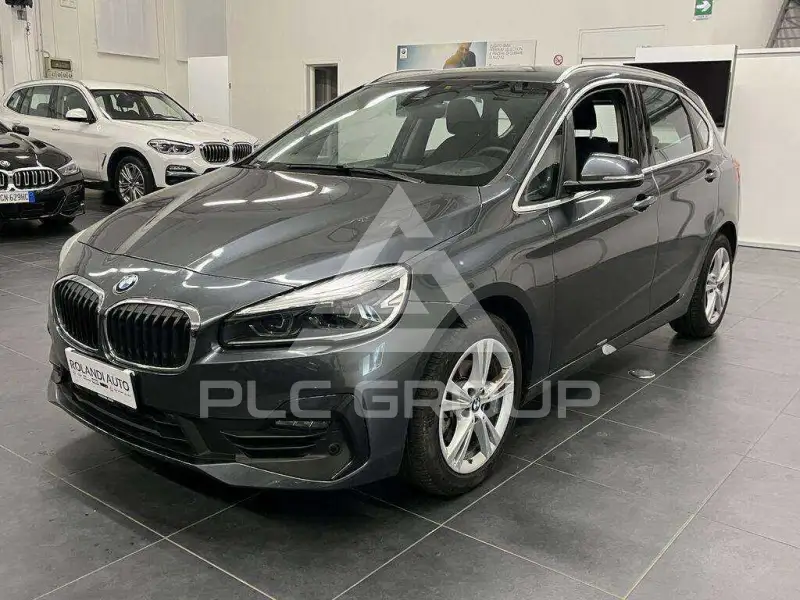 2019 BMW 216