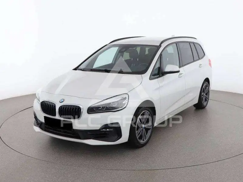 2019 BMW 216