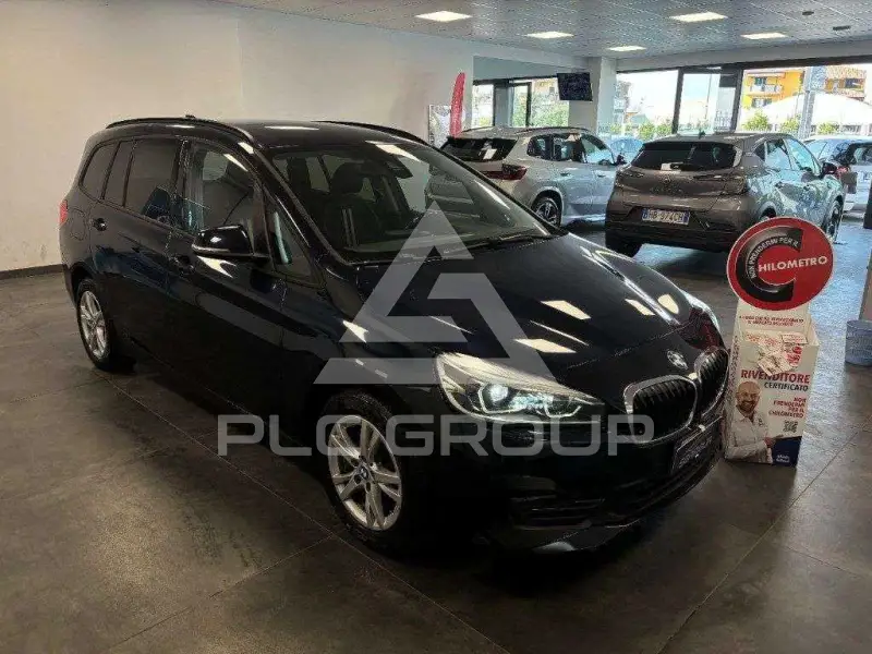 2019 BMW 216