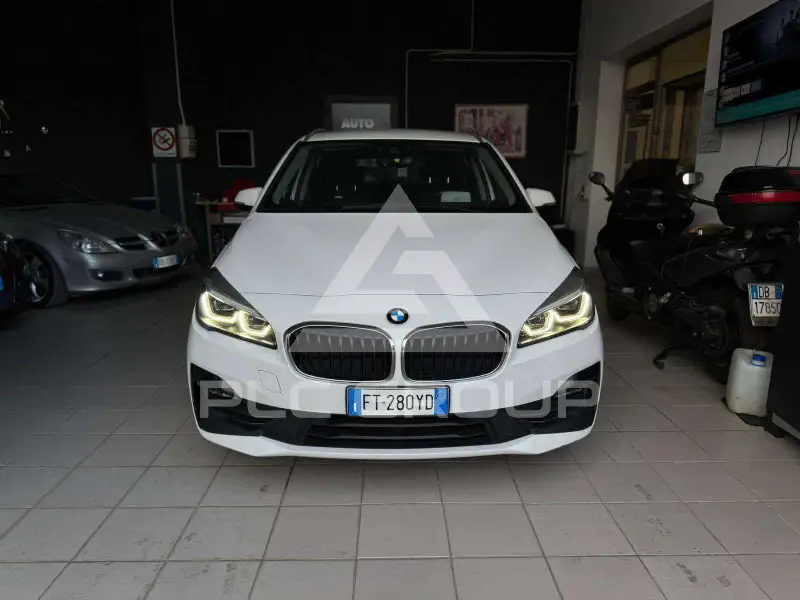 2019 BMW 216