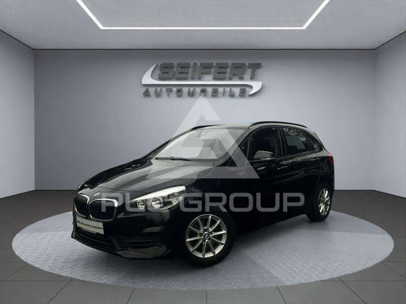 2019 BMW 216