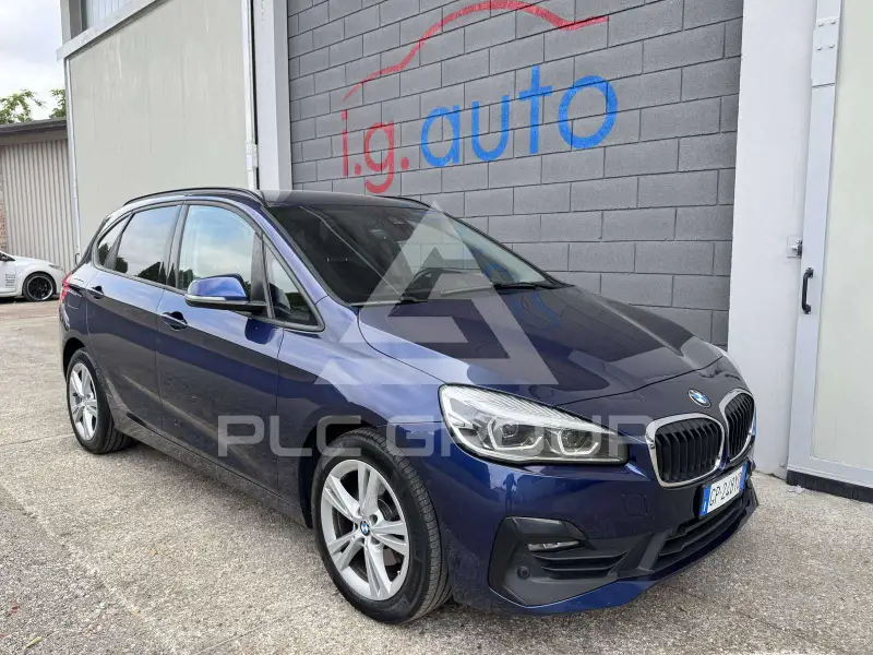2019 BMW 216