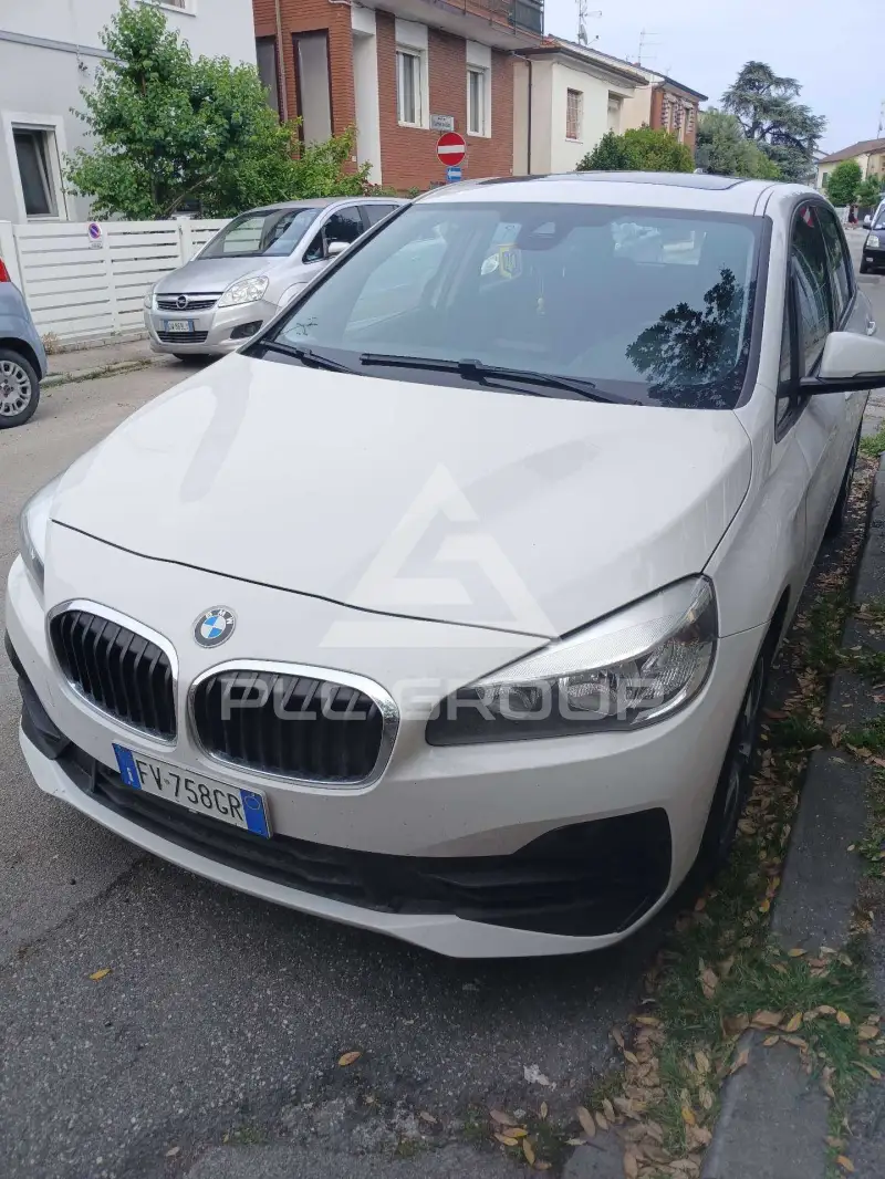 2019 BMW 216