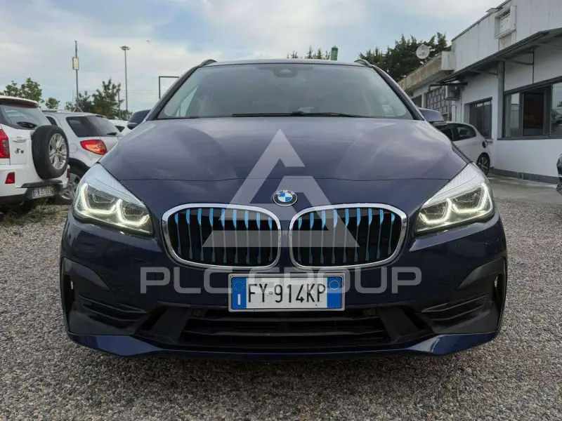2019 BMW 225