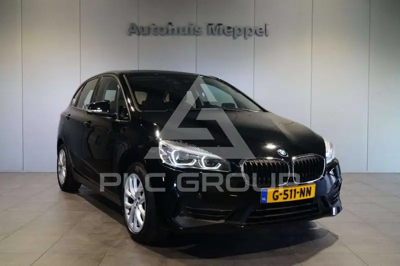 2019 BMW 225