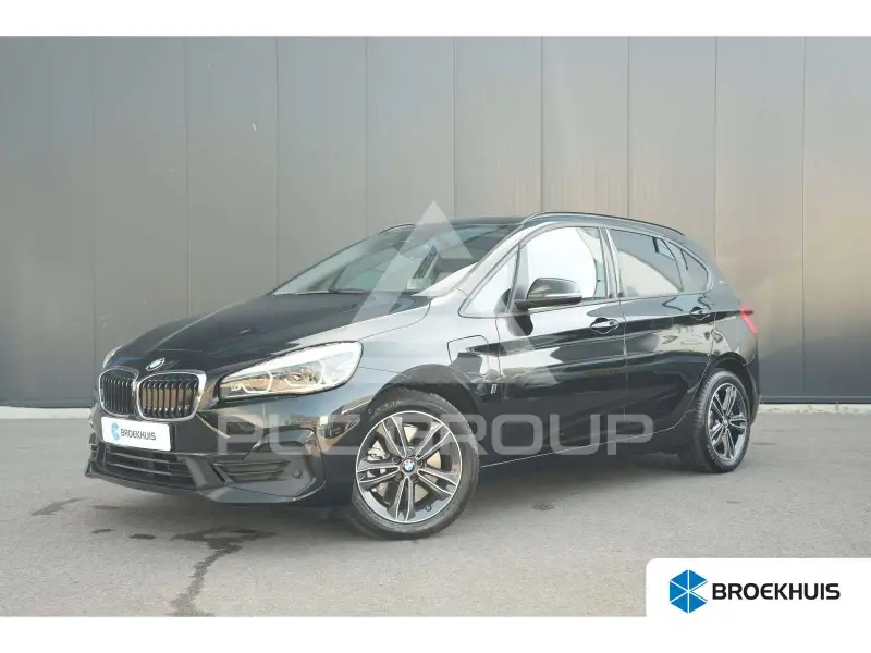 2019 BMW 225