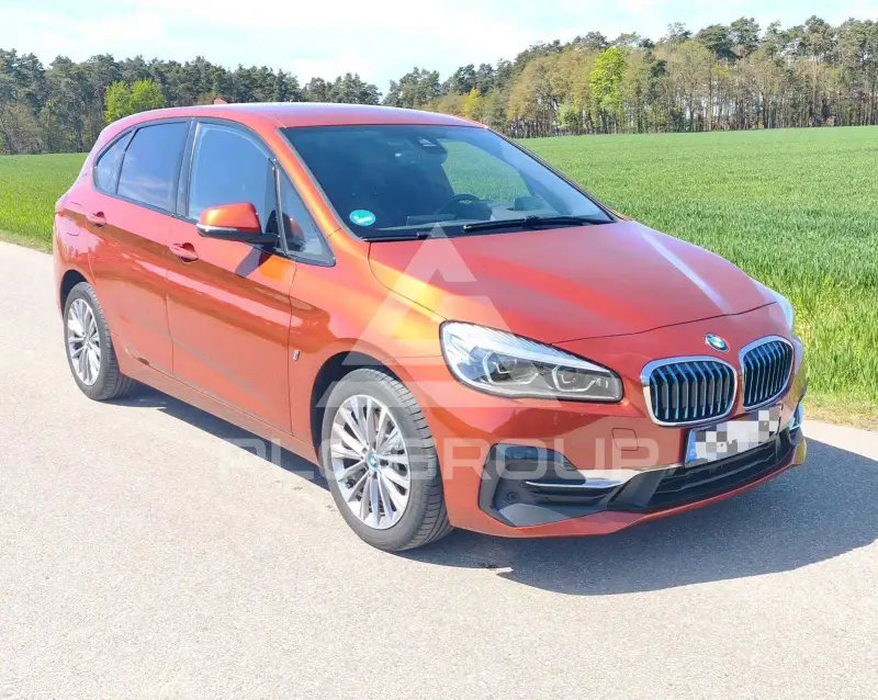 2019 BMW 225