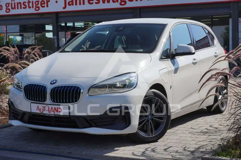 2019 BMW 225