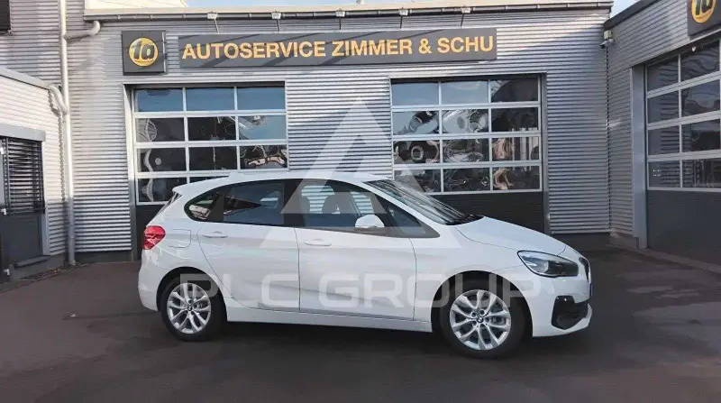 2019 BMW 225