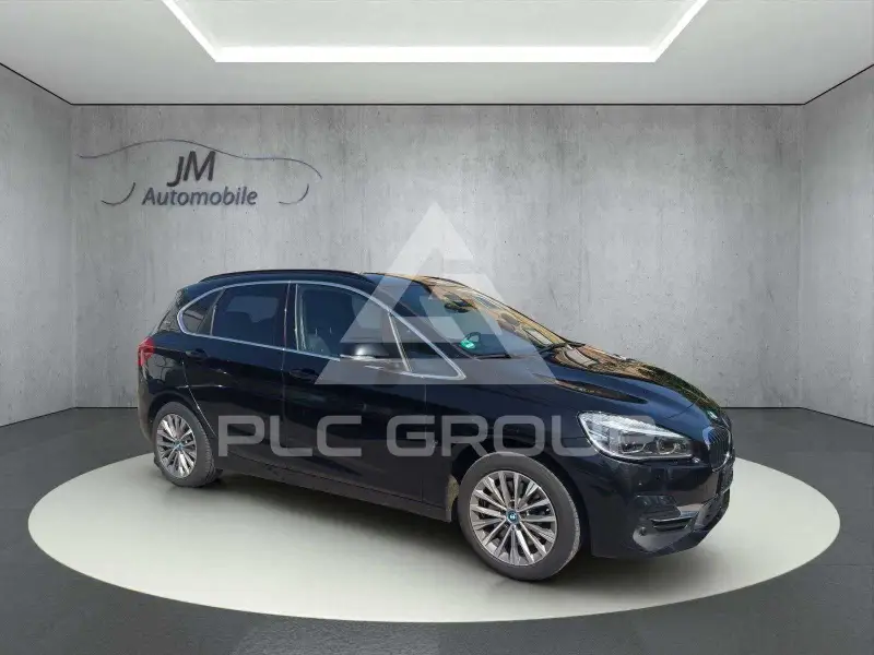 2019 BMW 225