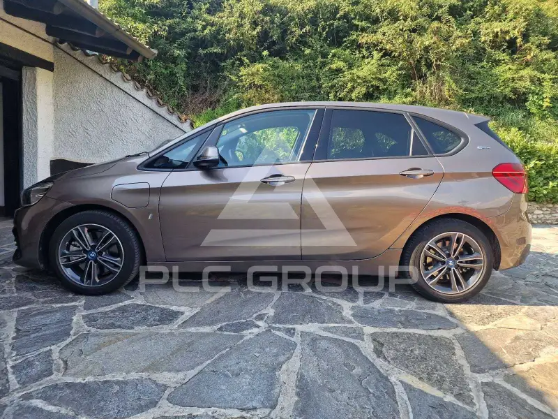 2019 BMW 225