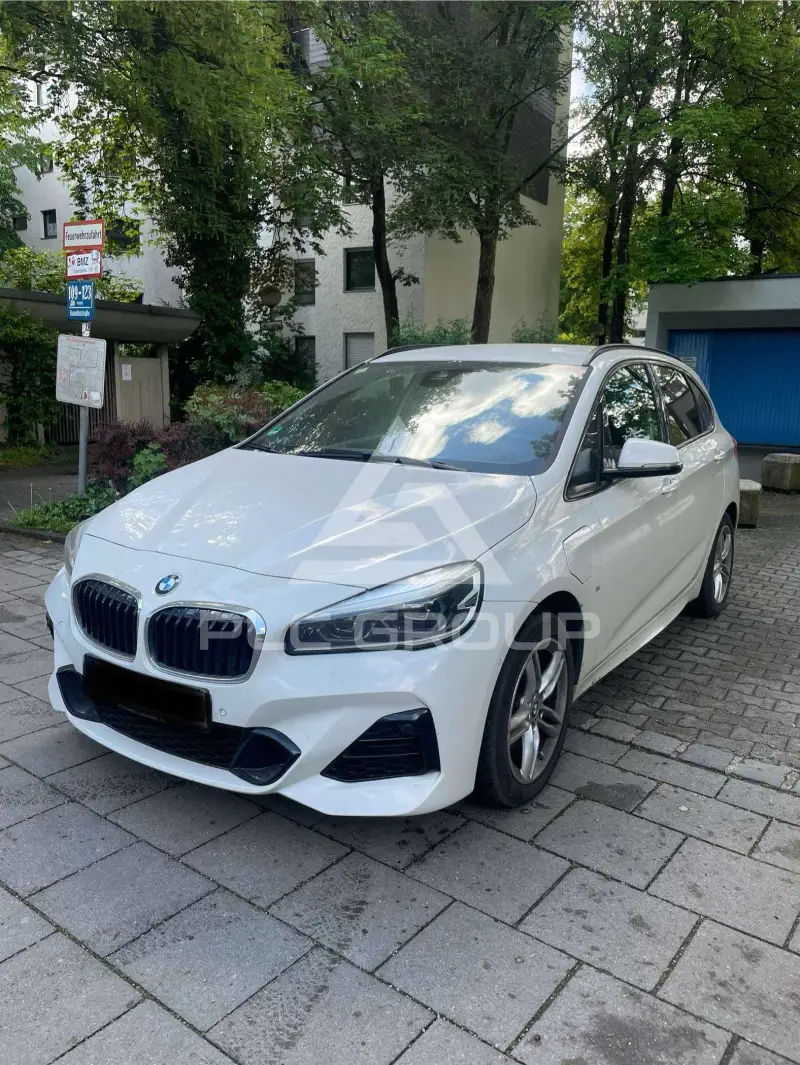 2019 BMW 225