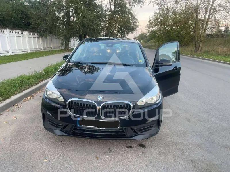 2019 BMW 225