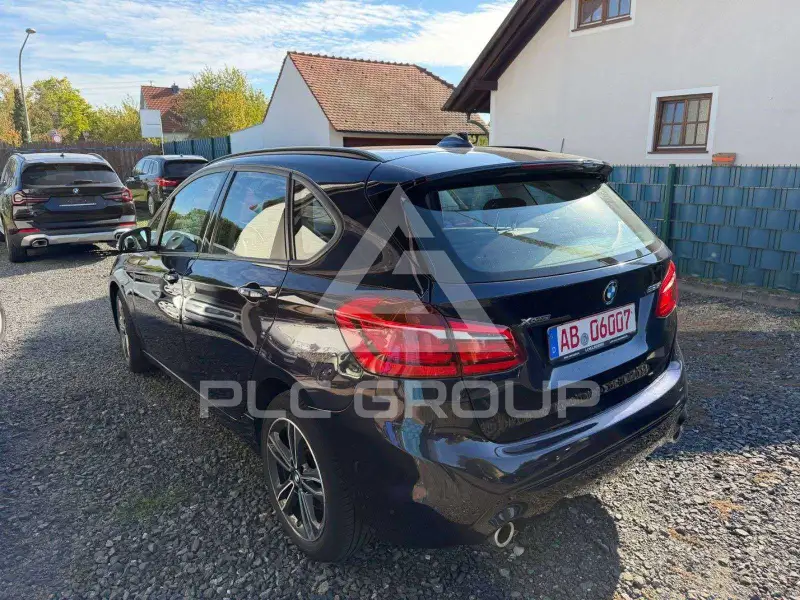 2019 BMW 225