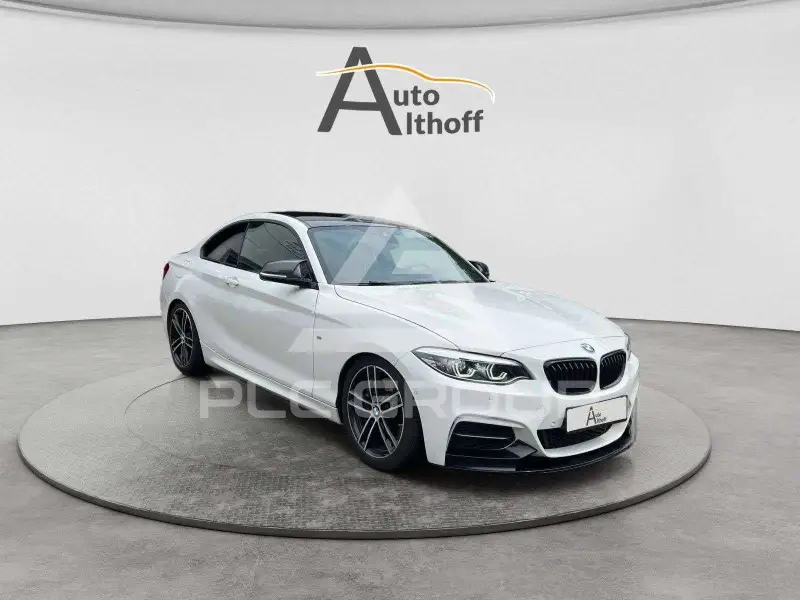 2019 BMW 240M