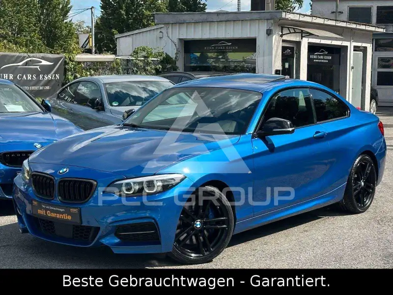 2019 BMW 240M