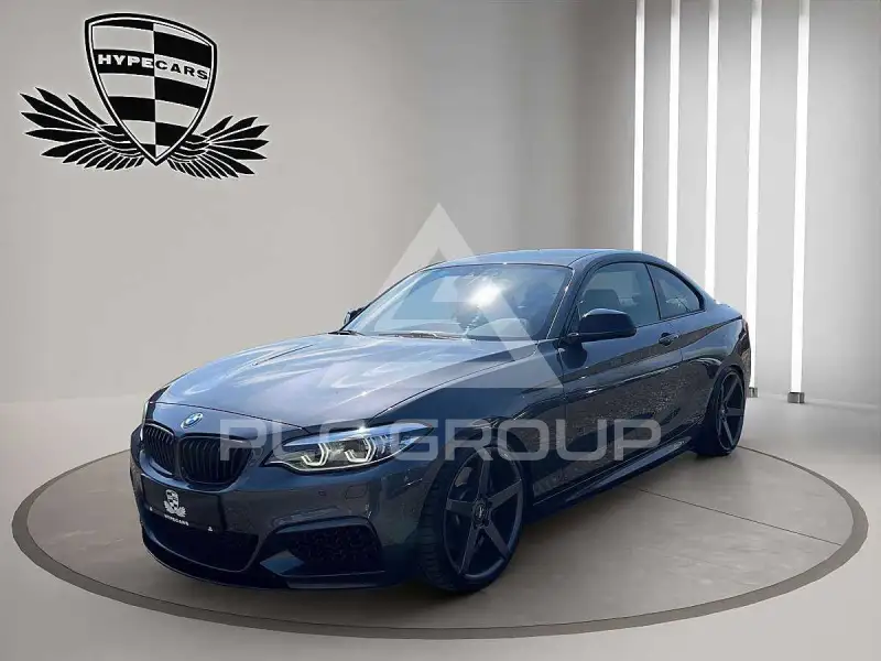 2019 BMW 240M