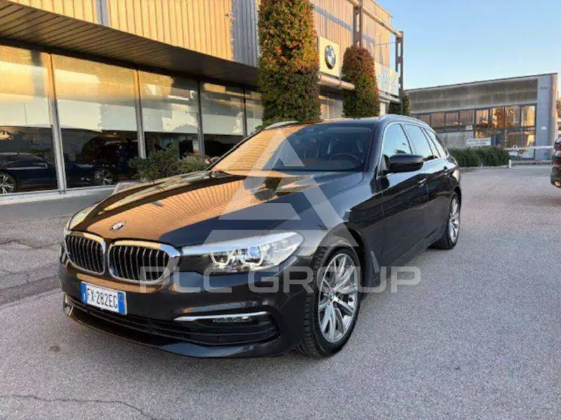 2019 BMW 530