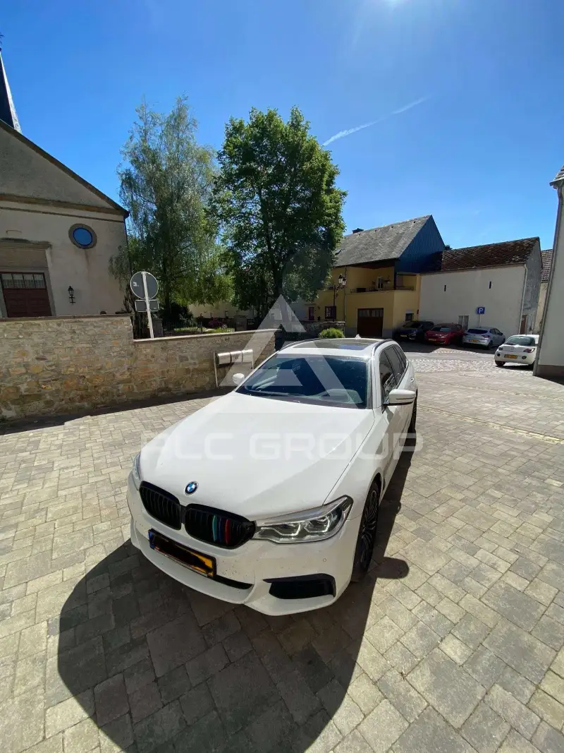 2019 BMW 530