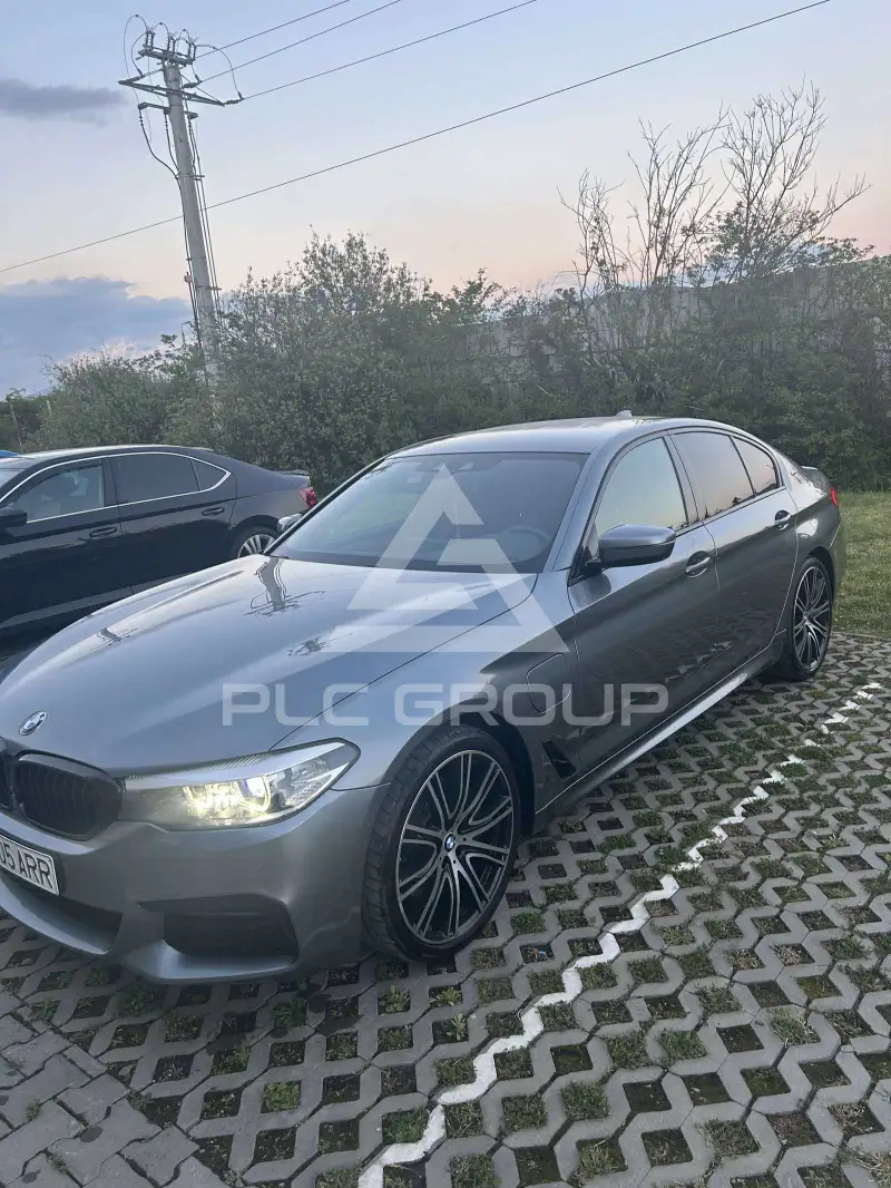 2019 BMW 530
