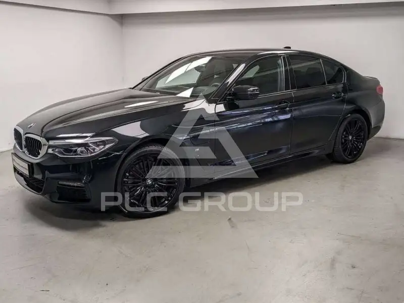 2019 BMW 530