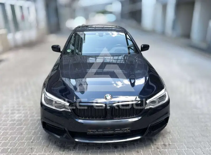 2019 BMW 530