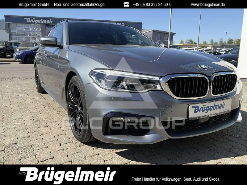 2019 BMW 530