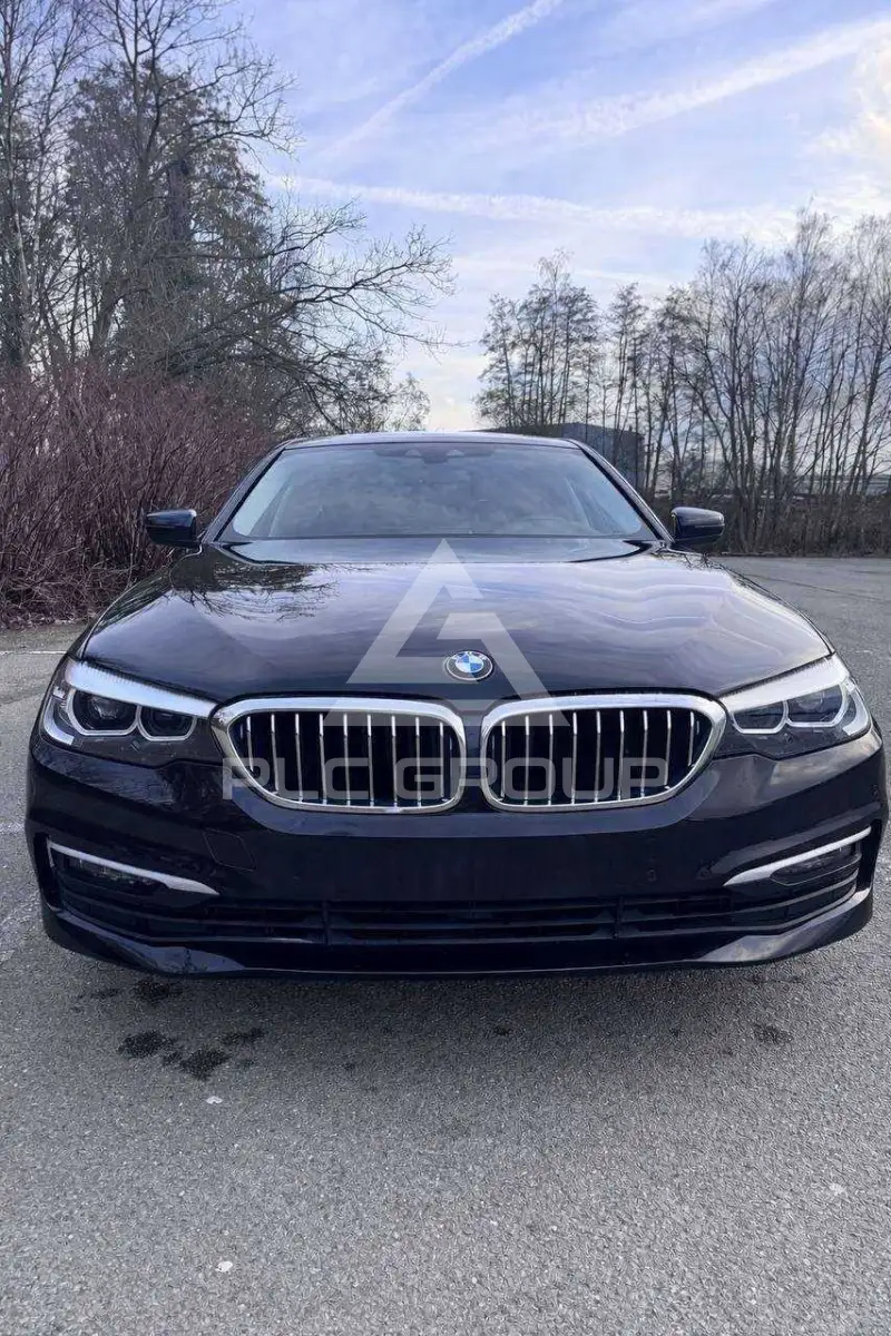 2019 BMW 530
