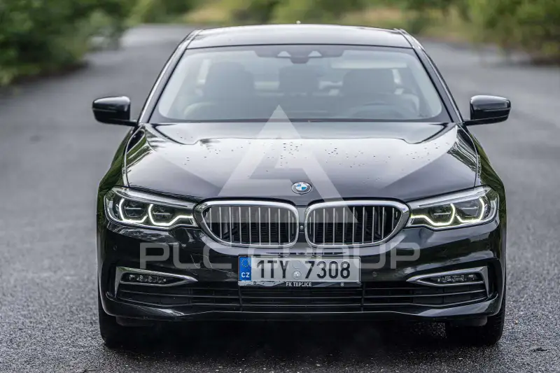 2019 BMW 530